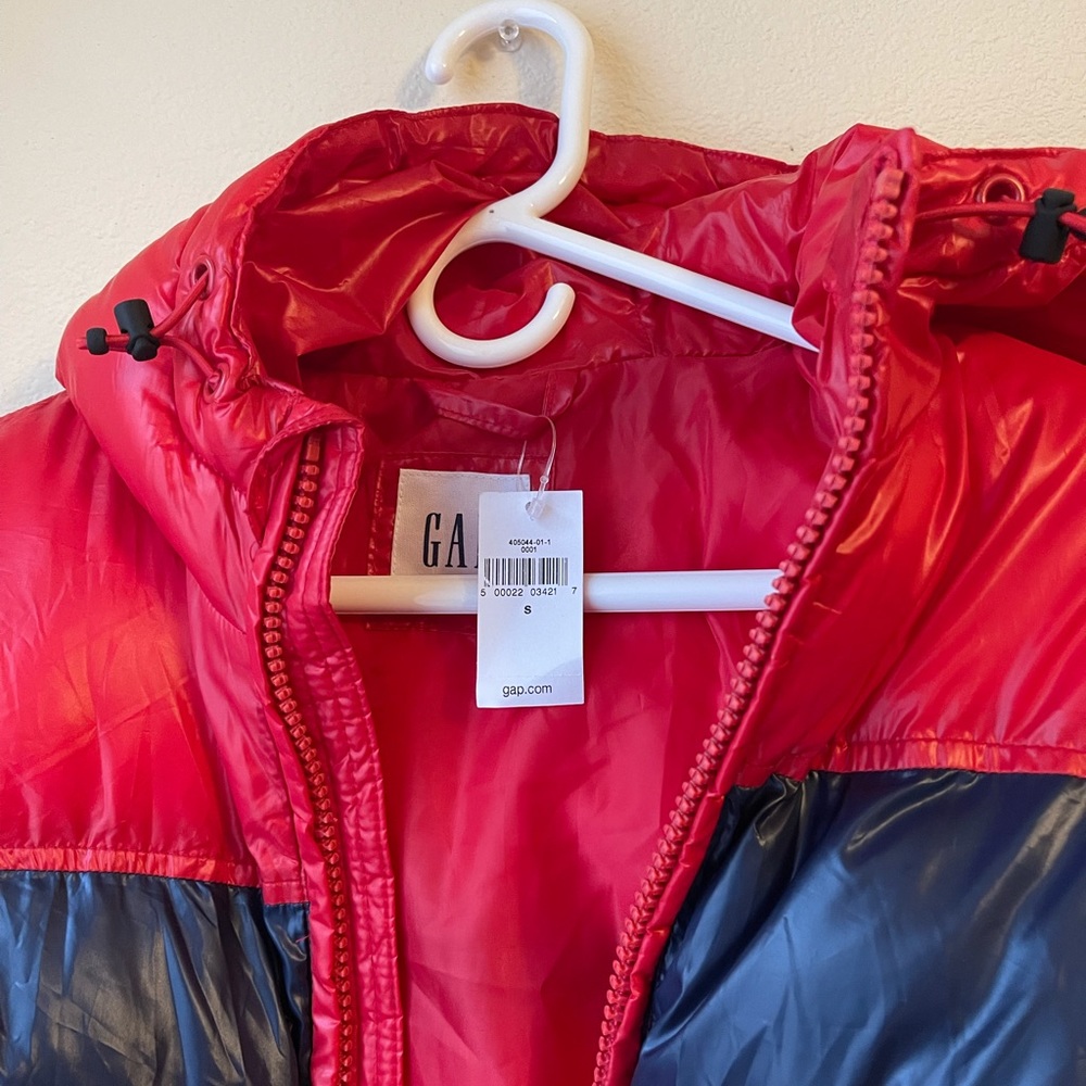 Gap Puffer Jacket - image 3